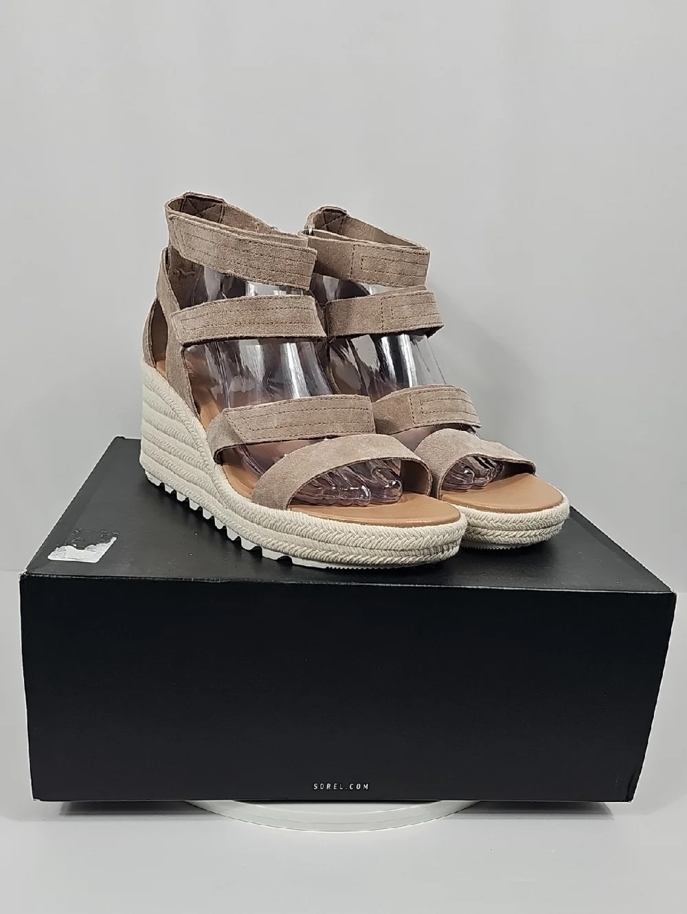 Sorel Cameron Multistrap Wedge Sandals Omega Taupe Suede NIB 11